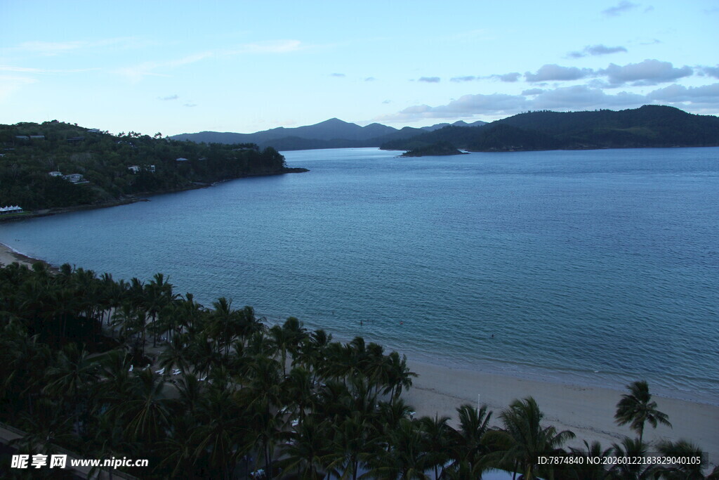 美丽海滨风光俯瞰图