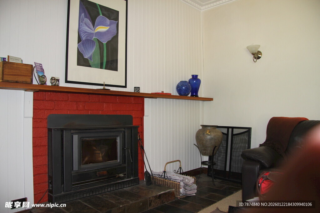 室内温馨壁炉装饰场景