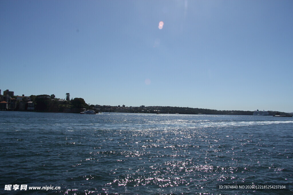 海滨风光 波光粼粼的海面