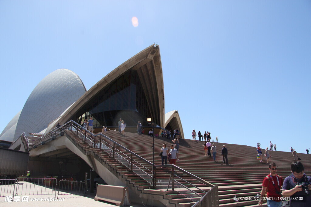 悉尼歌剧院外观及游客