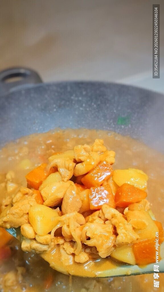 土豆炖鸡