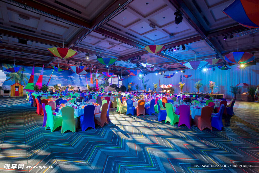 多彩室内活动场地布置