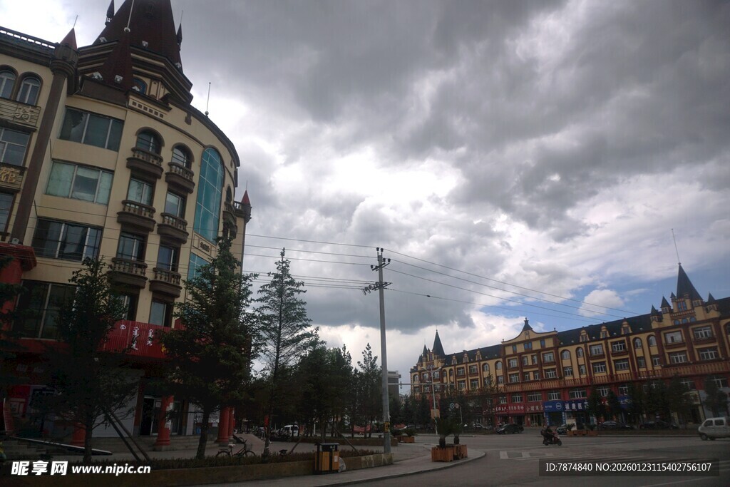 欧式街道阴天景象