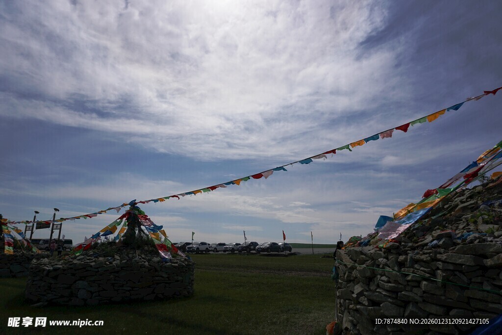 草原经幡 尽显民族风情