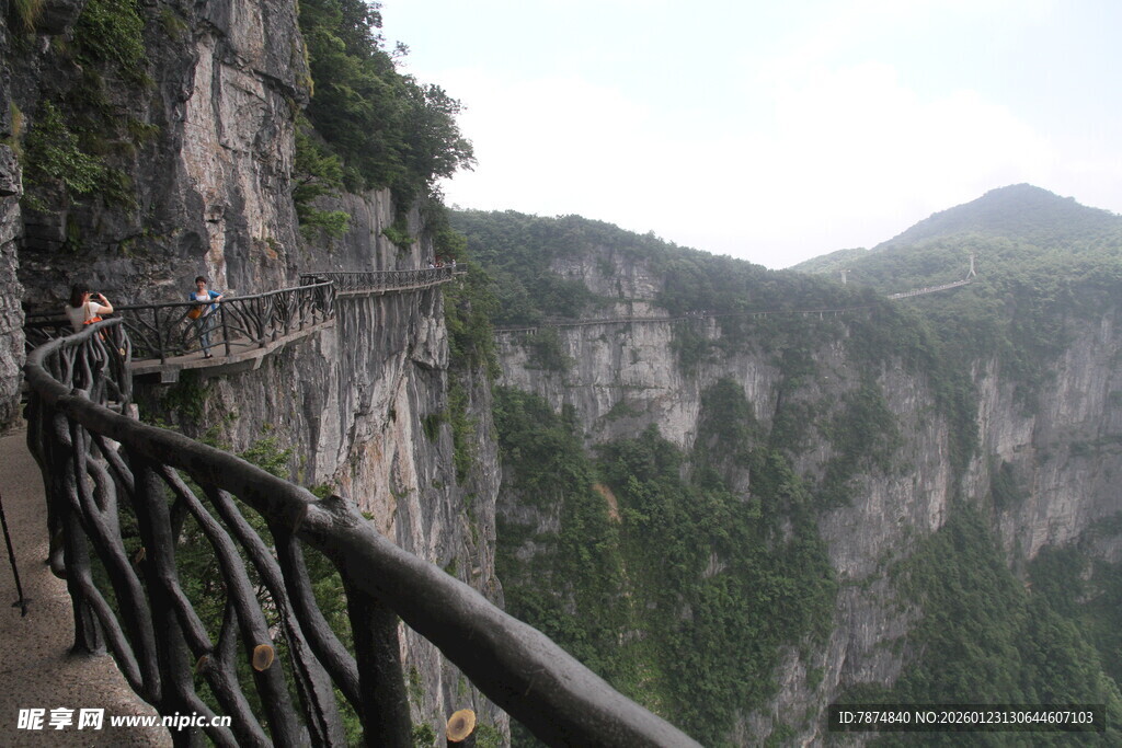 悬崖栈道景观
