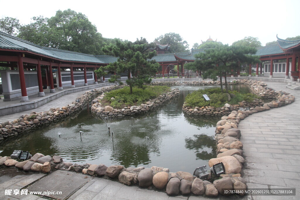 中式庭院池塘景观