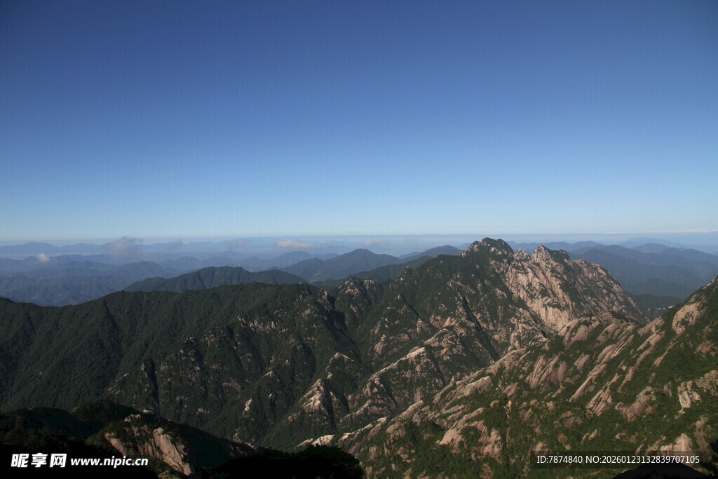 高山美景 壮阔山峦视野