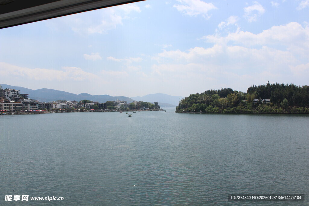 湖畔风光 宁静山水景致