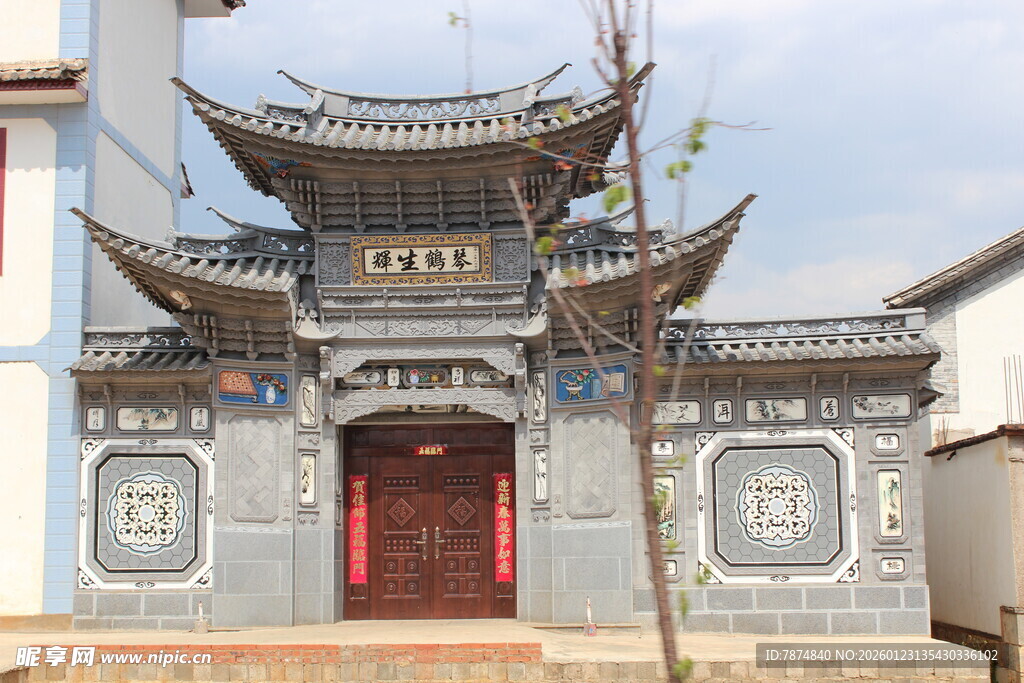 中式传统古建筑大门