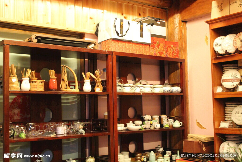 古雅瓷器陈列架展示