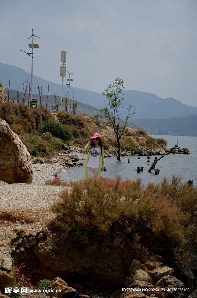 湖畔风光 自然景致宜人