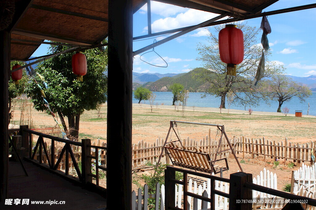 湖畔露台 中式风情观景处