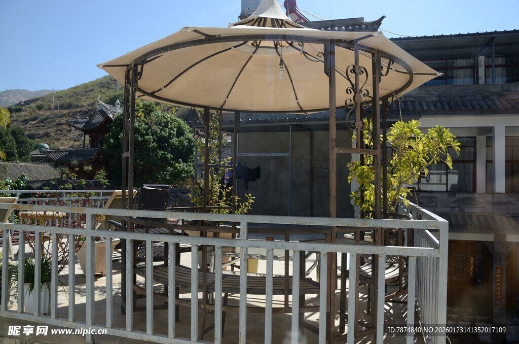 户外露台休闲遮阳场景