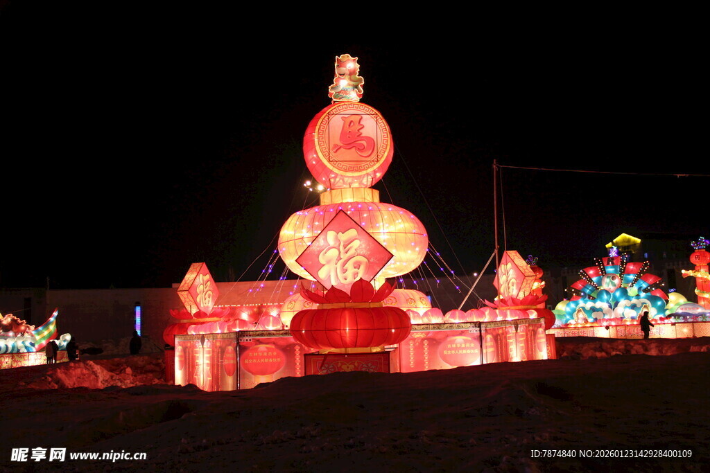 夜晚绚丽大型彩灯景观