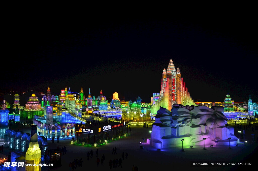 梦幻城堡夜景灯光秀