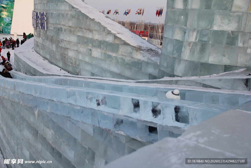 冰雕景观 展现独特艺术魅力