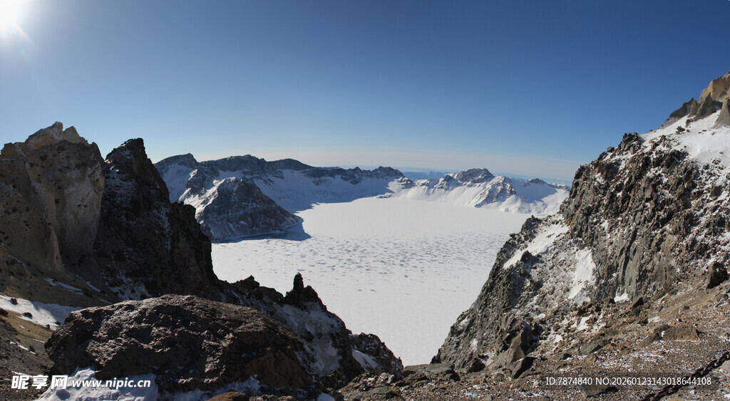 壮丽雪山冰川景观