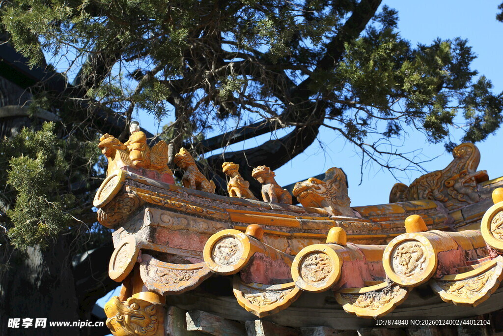 中式古建筑屋檐装饰细节