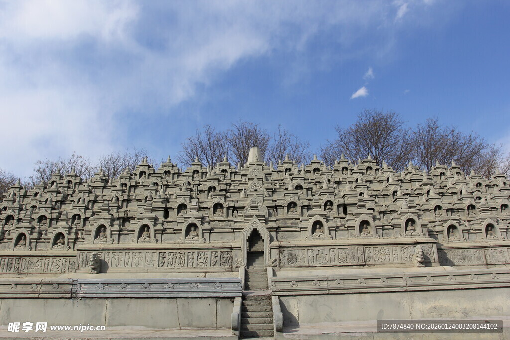 壮观阶梯式建筑景观