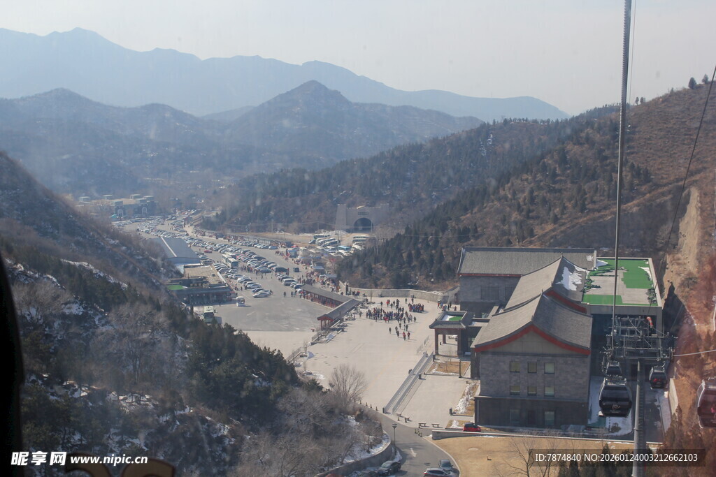 山间村落俯瞰美景