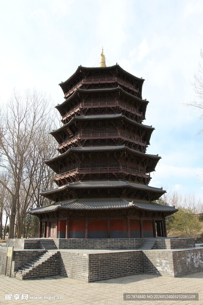 古朴多层宝塔建筑景观