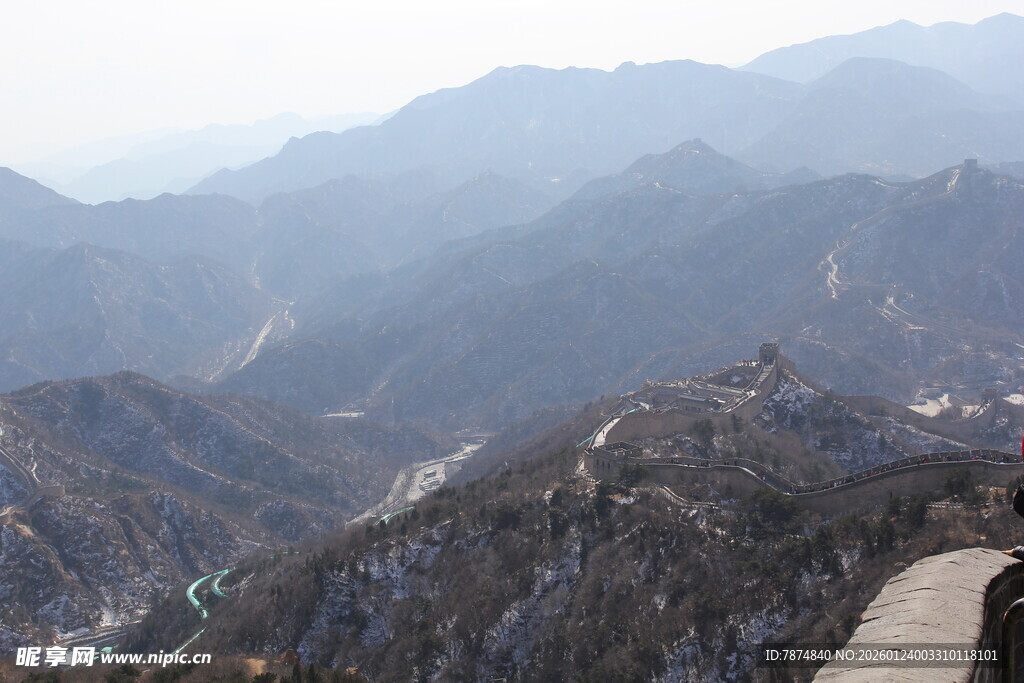 壮丽山峦长城景观
