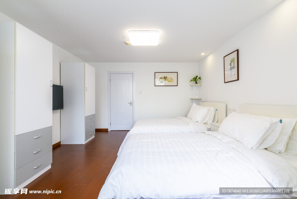 简约明亮的现代风格卧室