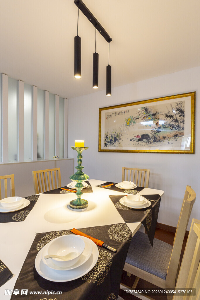 现代简约风餐厅室内布置