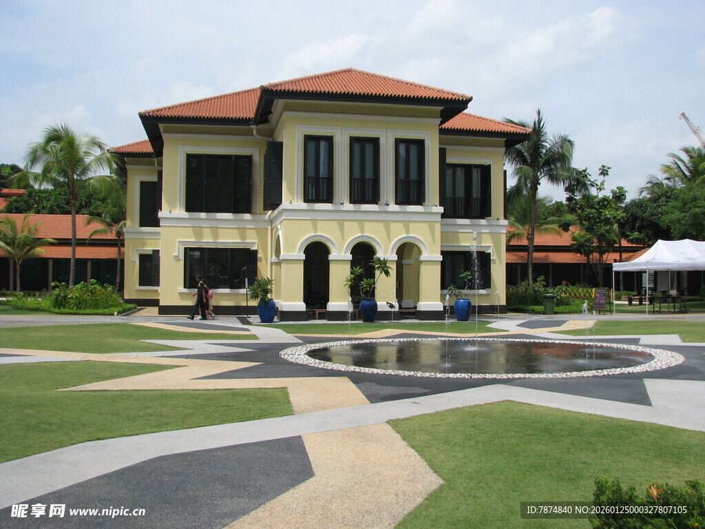 古典风格建筑 开阔庭院