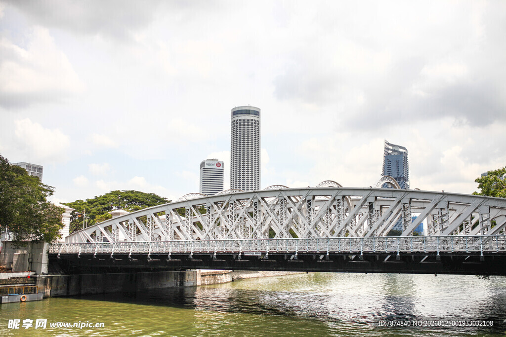 新加坡河畔别致桥梁景观