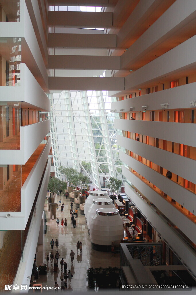 现代多层建筑内部空间景观