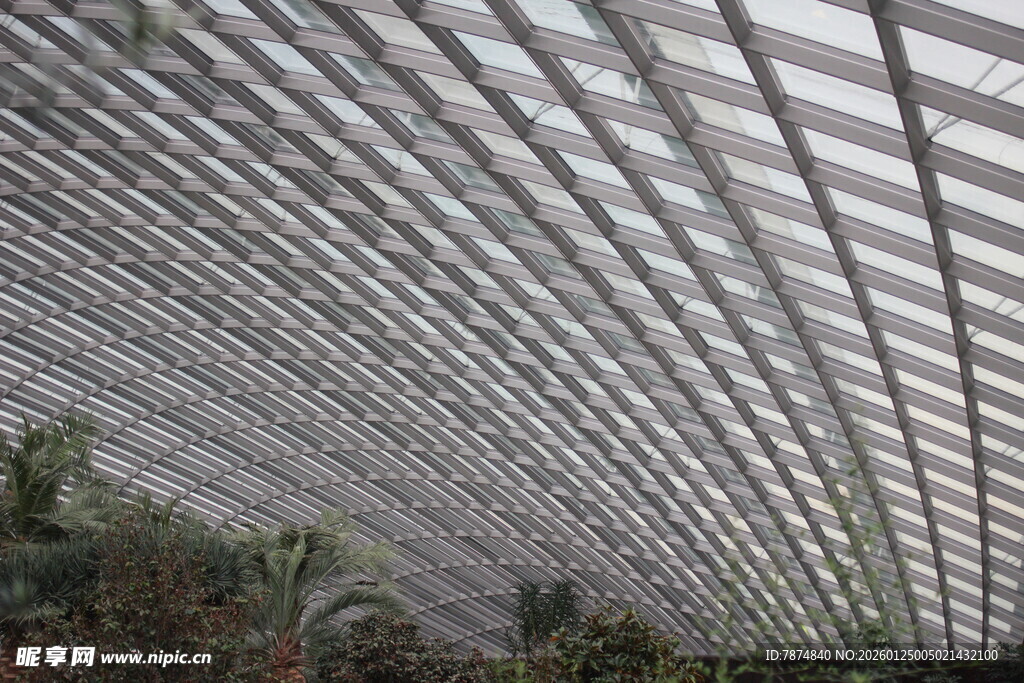 金属格栅拱形建筑结构