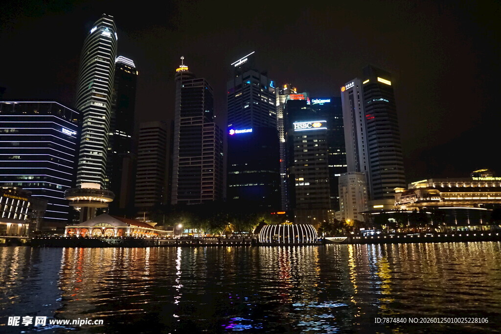 新加坡城市夜景璀璨风光