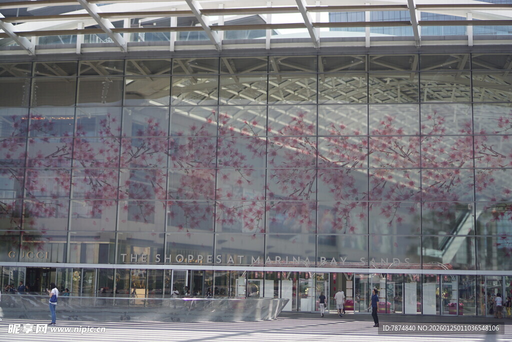 现代建筑玻璃幕墙外观