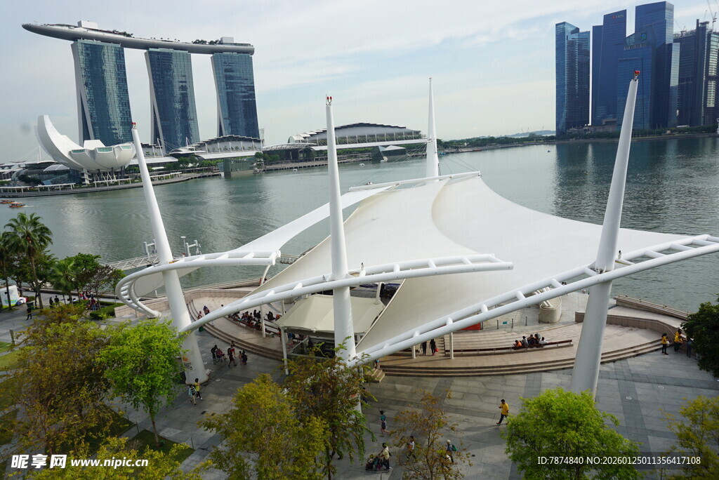 新加坡滨海湾独特建筑景观