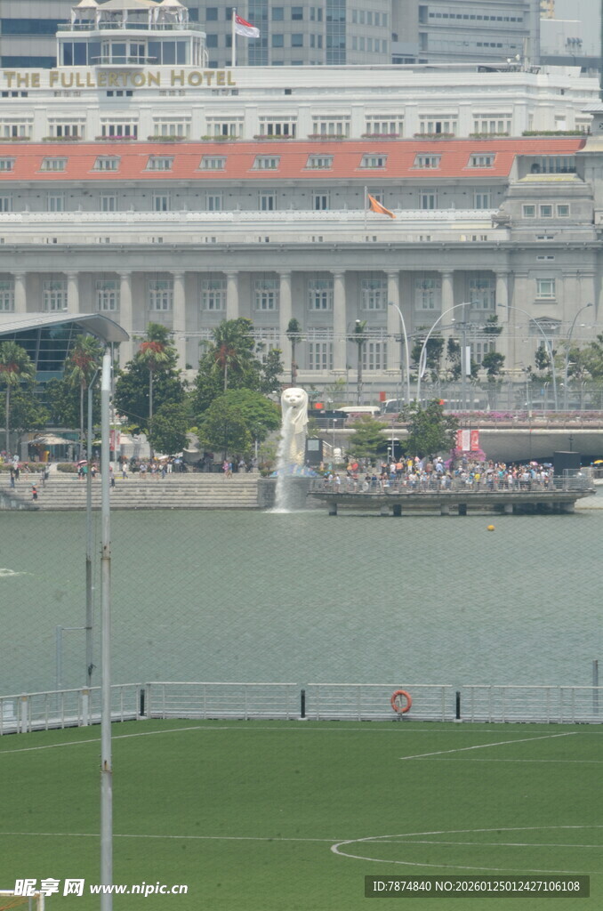 河畔城市景观与绿地