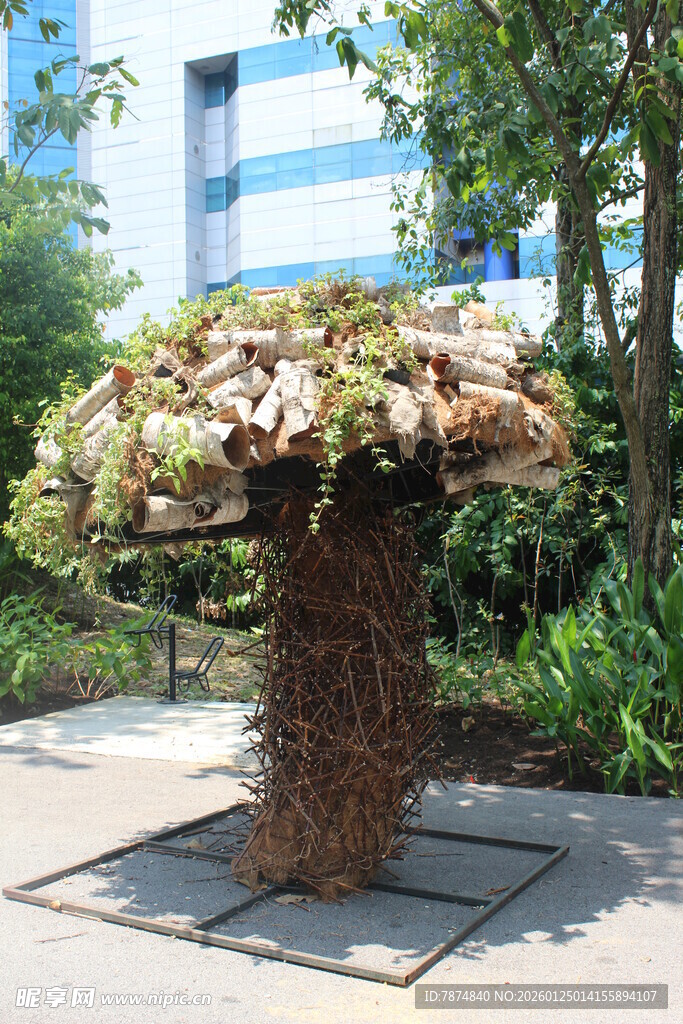 户外蘑菇造型绿植景观