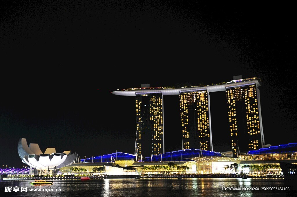 新加坡滨海湾夜景璀璨