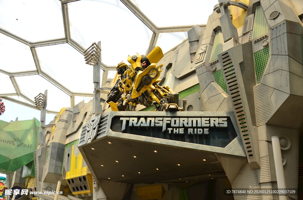 变形金刚主题游乐设施