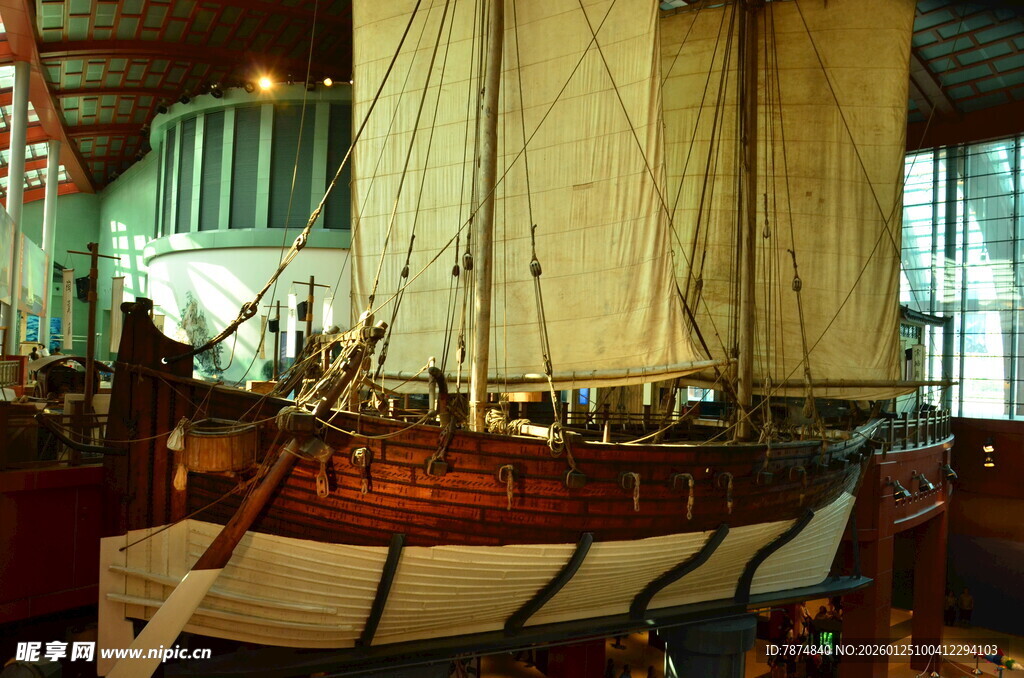 复古帆船模型展示