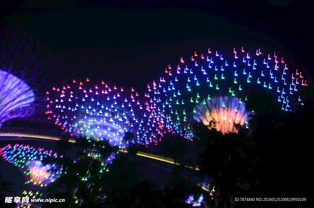 新加坡滨海湾璀璨灯光秀