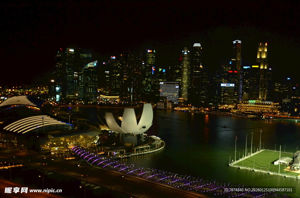 新加坡夜景璀璨滨海风光