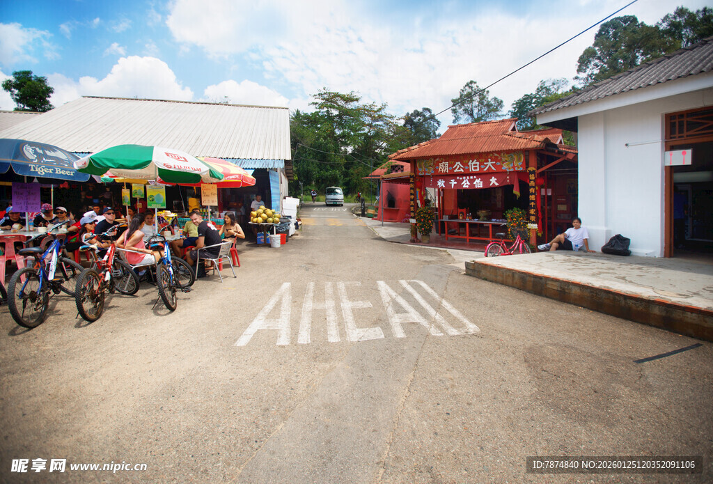 乡村街头的多彩生活场景 新加坡