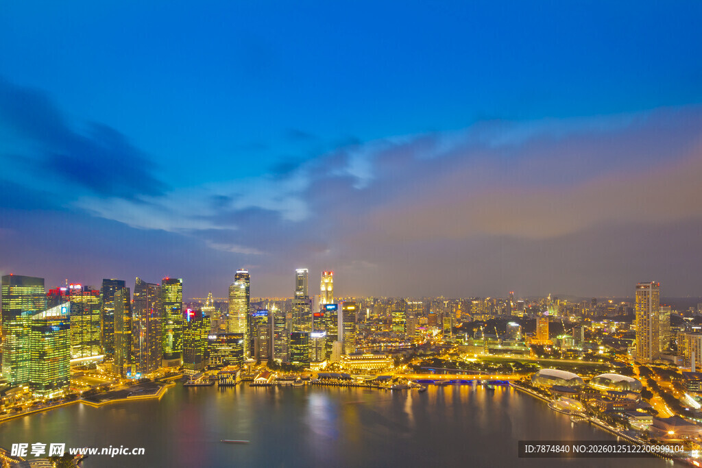 新加坡城市夜景璀璨风光
