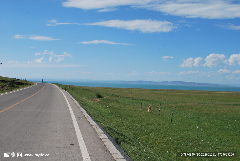 草原公路风景