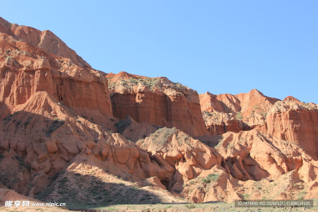 壮丽红色山峦景观