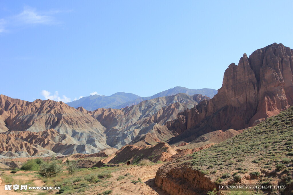 壮丽多彩的山间美景