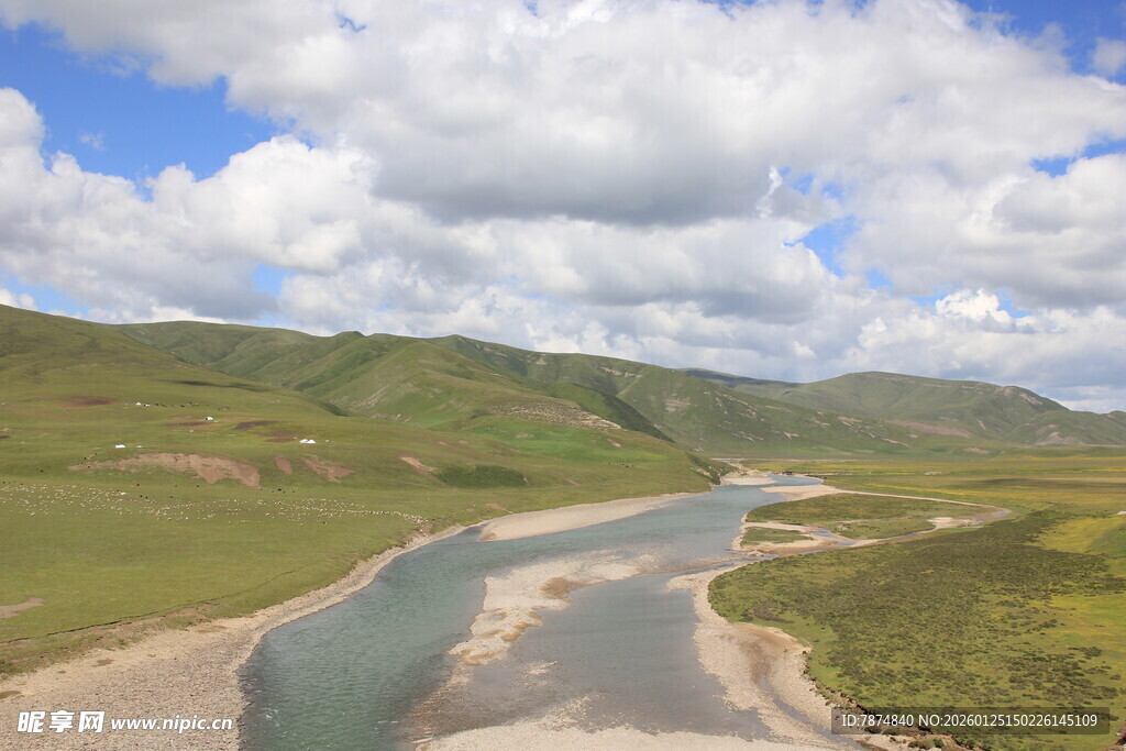 草原河流壮美风光