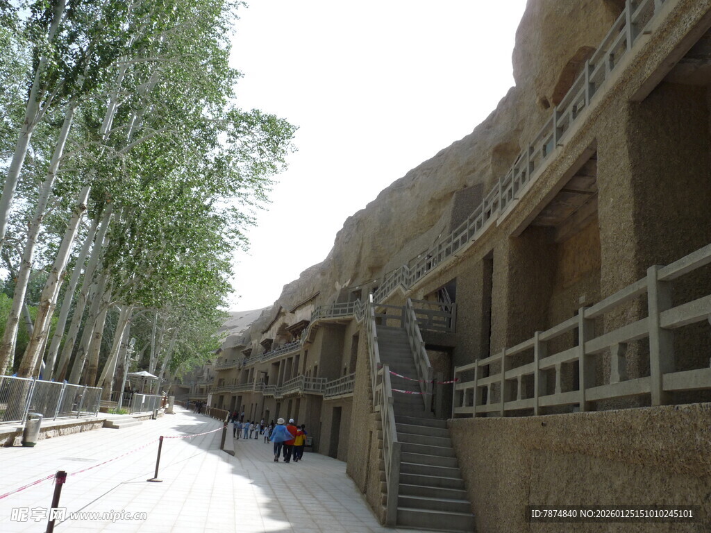 敦煌莫高窟古老石窟景观