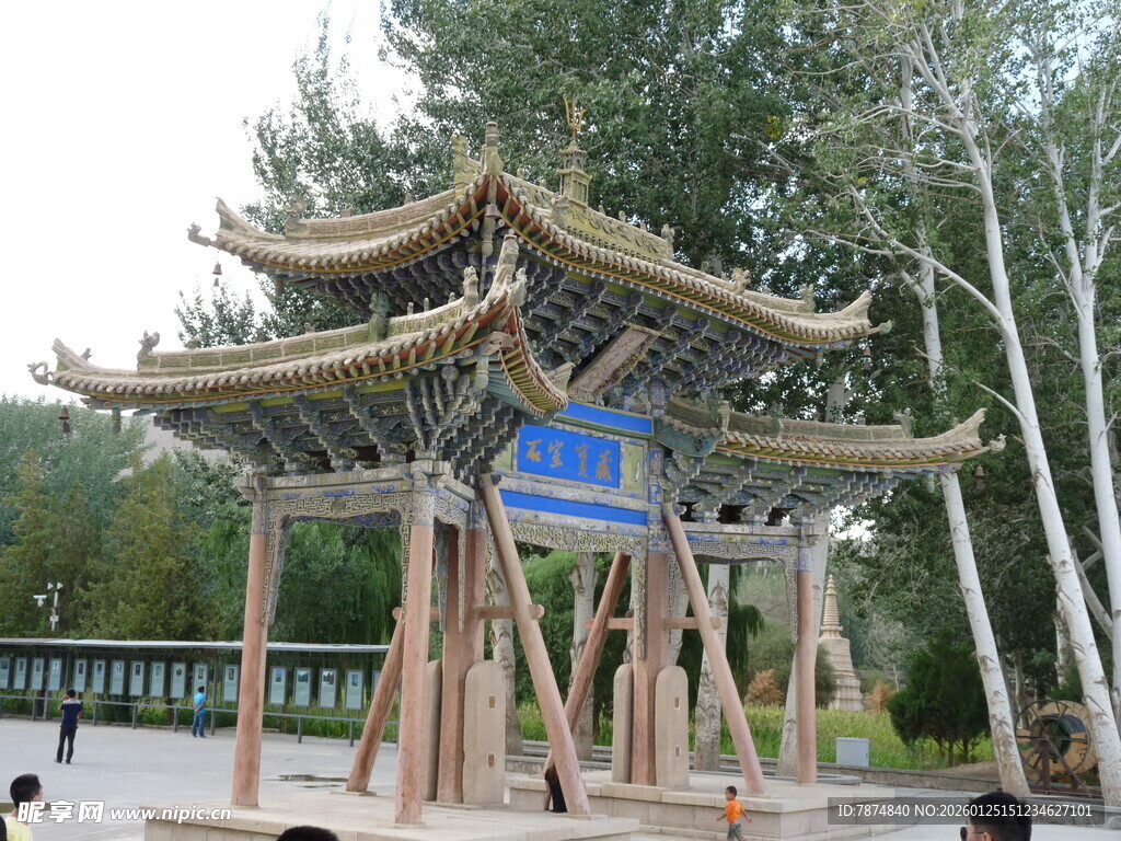 中式传统木质凉亭景观